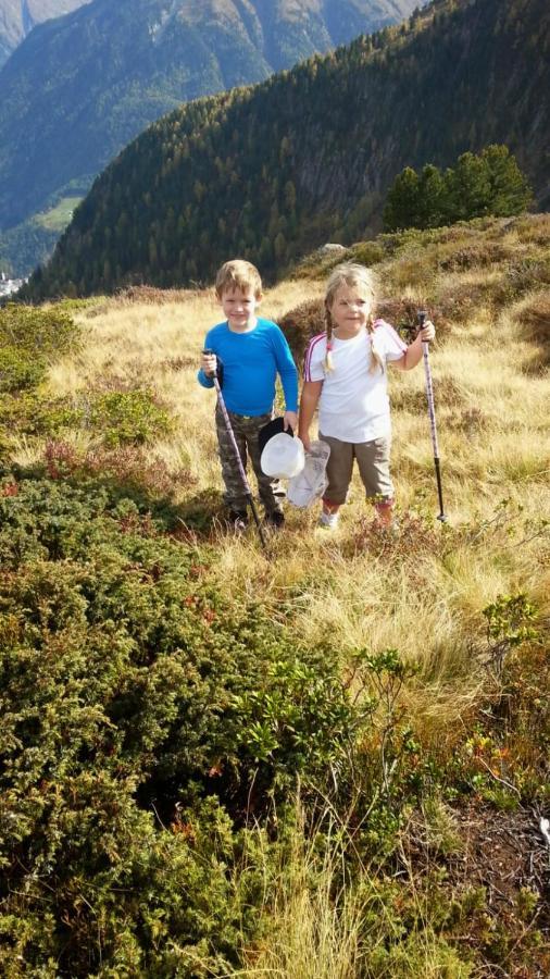 Haus Alpenflora Lejlighed Längenfeld Eksteriør billede