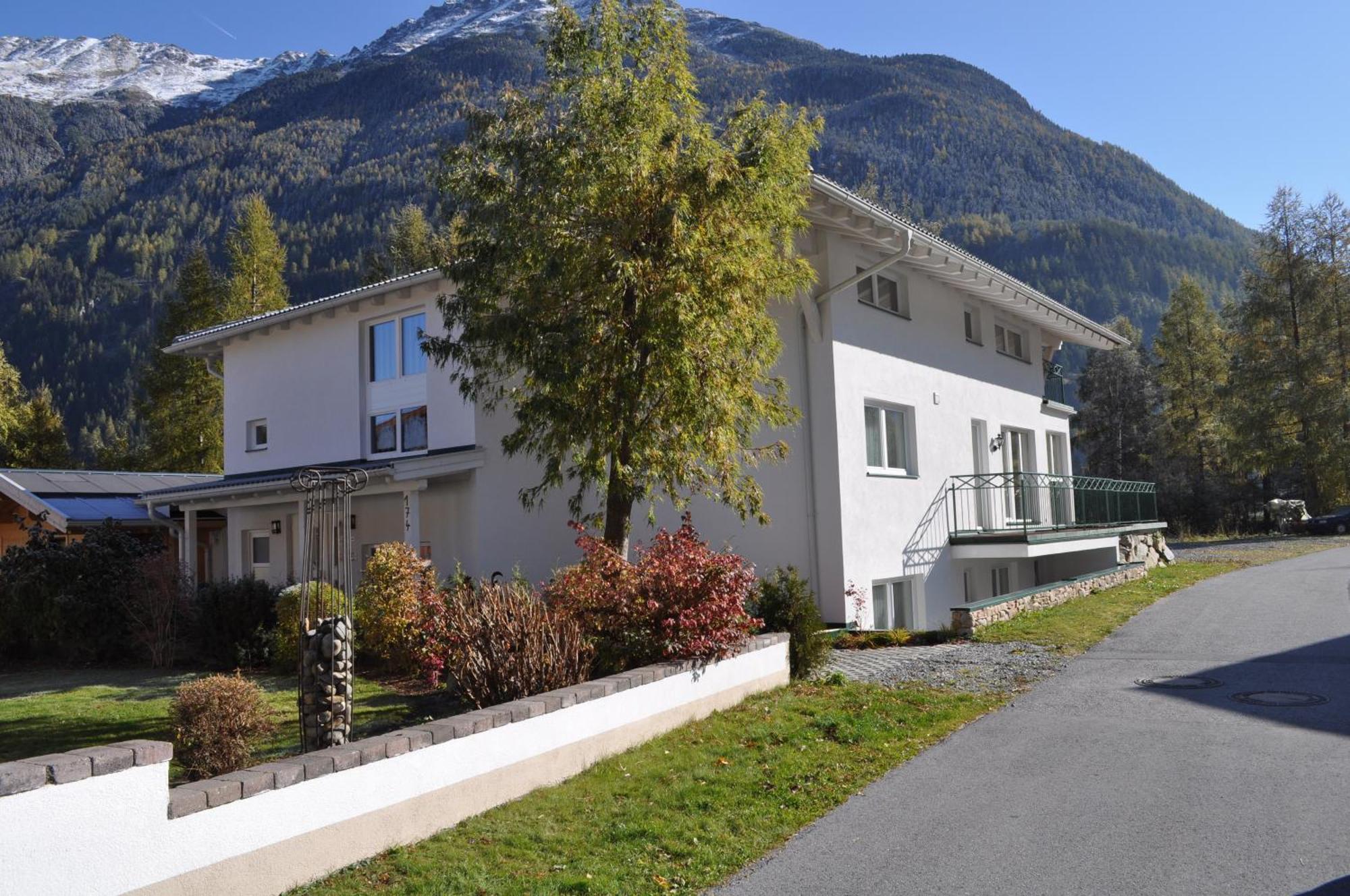 Haus Alpenflora Lejlighed Längenfeld Eksteriør billede